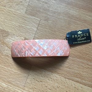 NWT France Luxe volume barette